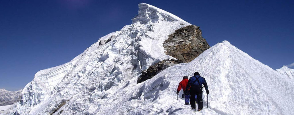 Yala Peak Climbing